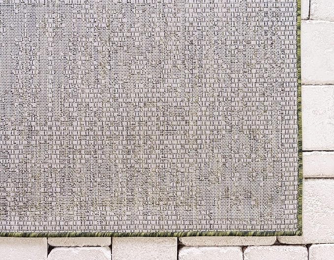 Unique Loom Outdoor Traditional Collection Area Rug - Timeworn (7' 1" x 10' Rectangle, Green/ Gray)