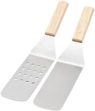 Amazon Basics 4-Piece Stainless Steel BBQ Grilling Tool Set for Outdoor Cooking, Griddle Spatula, Heat Resistant, Dishwasher Safe, Silver