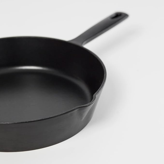 Milo by Kana 10-Inch Enameled Cast Iron Skillet | Nonstick Pre-Seasoned Cast Iron Grill Pan | Oven Proof and Dishwasher Safe | Cast Iron Cookware (Gloss Black)