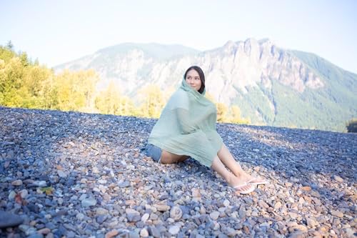 Hadley Wren Women's Lightweight Summer Insect Shield Scarf