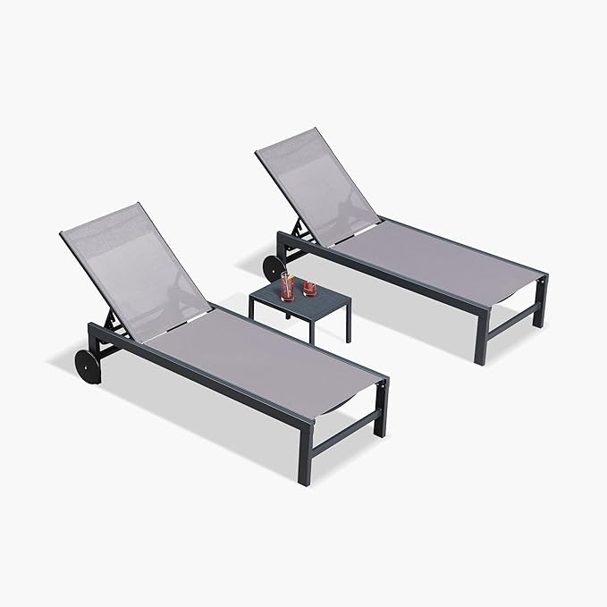 PURPLE LEAF Outdoor Chaise Lounge with Wheels for Outside 4 Pieces Aluminum Patio Lounge Chair with 5 Adjustable Position Recliner for Patio Beach Yard Pool Side Table Included Light Grey