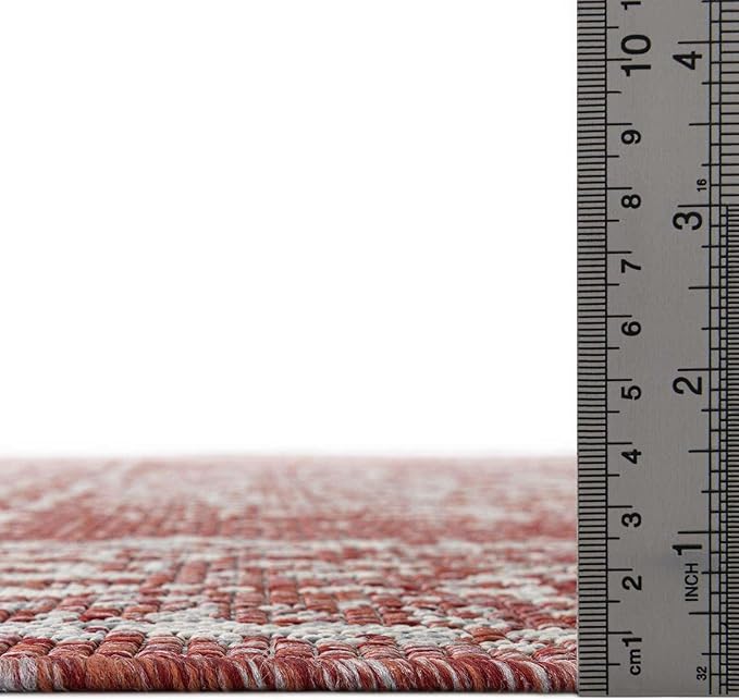 Unique Loom Outdoor Traditional Collection Area Rug - Timeworn (3' 1" x 6' 1" Hearth Rust Red/Gray)