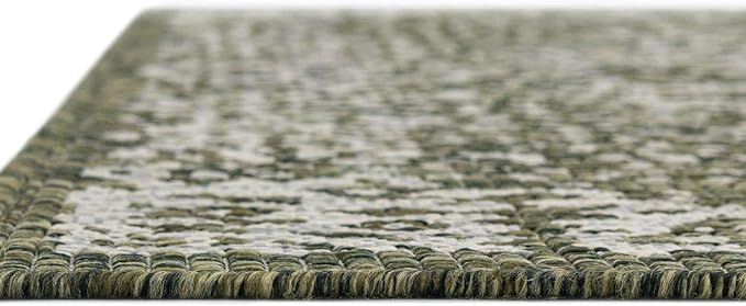 Unique Loom Outdoor Traditional Collection Area Rug - Timeworn (2' 7" x 10' Runner Green/Ivory)