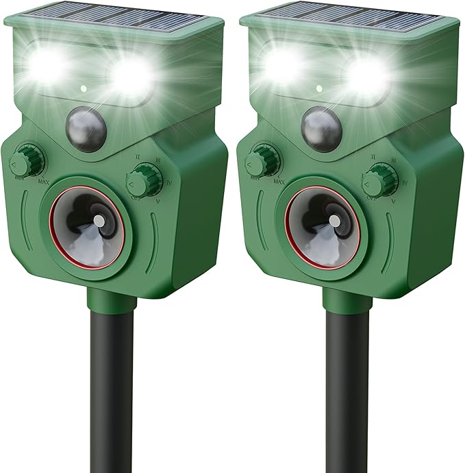 Ultrasonic Animal Repeller Solar Powered Squirrel Repeller Motion Sensor Deer Deterrent Rabbit Cat Dog Control Device with 5 Modes and Flashing Lights Outdoor Yard Lawn Orchard Garden