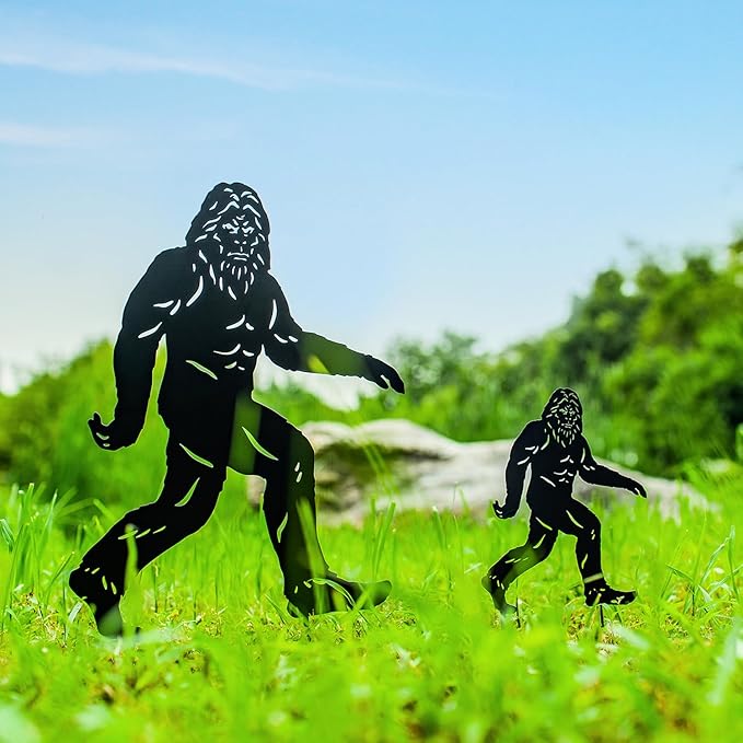 15.8 inch Bigfoot Outdoor Decor Big Foot Sasquatch Gifts for Men/Dad/Women Metal Bigfoot Silhouette Statues for Yard Decor, Garden Decor, Yard Art, Forests, Yard Display, Lawn Decorations