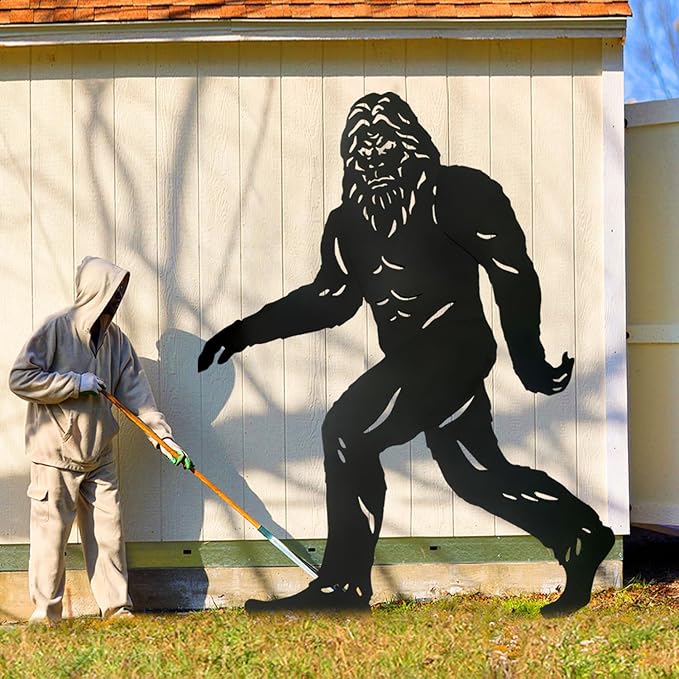 7.4ft Bigfoot Outdoor Decor Metal Big Foot Sasquatch Gifts for Men Women Dad Bigfoot Silhouette Statues for Garden, Outside, Yard Art, Patio, Yard Display, Forests, Lawn Decorations