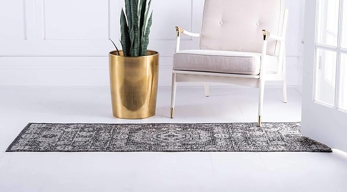 Unique Loom Outdoor Traditional Collection Area Rug - Timeworn (2' 2" x 6' 1" Runner, Charcoal Gray/ Gray)