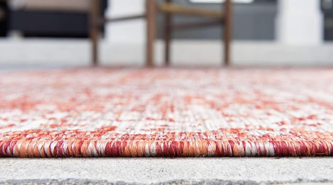 Unique Loom Outdoor Traditional Collection Area Rug - Timeworn (4' 1" x 6' 1" Rectangle, Rust Red/ Gray)