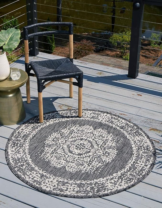 Unique Loom Outdoor Traditional Collection Area Rug - Timeworn (5' 3" Round Charcoal Gray/Gray)