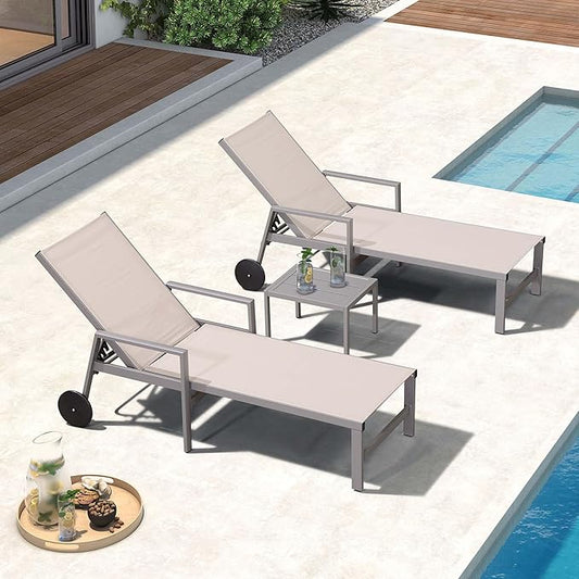 PURPLE LEAF Outdoor Chaise Lounge Set for 2 Aluminum Patio Chaise Lounger Chair with Armrest and Wheels Adjustable Pool Chaise Lounge Chairs for Beach Yard Poolside Table Included, Khaki