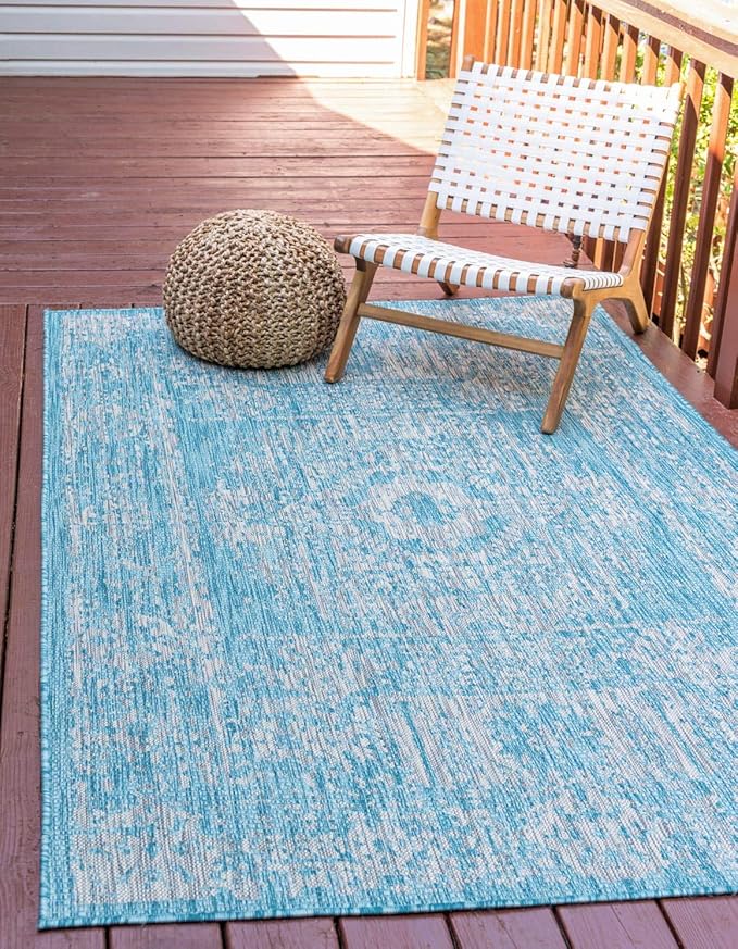 Unique Loom Outdoor Traditional Collection Area Rug - Timeworn (4' 1" x 6' 1" Rectangle, Light Aqua/ Gray)