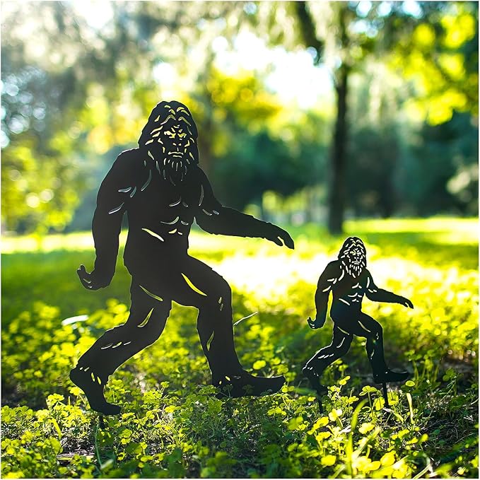 15.8 inch Bigfoot Outdoor Decor Big Foot Sasquatch Gifts for Men/Dad/Women Metal Bigfoot Silhouette Statues for Yard Decor, Garden Decor, Yard Art, Forests, Yard Display, Lawn Decorations