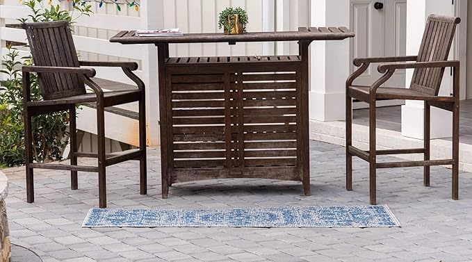 Unique Loom Outdoor Traditional Collection Area Rug - Timeworn (2' x 8' Runner, Blue/ Gray)