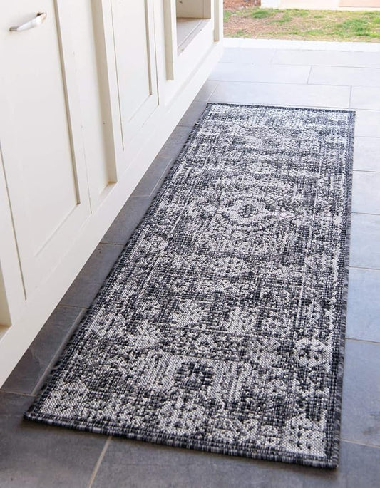Unique Loom Outdoor Traditional Collection Area Rug - Timeworn (2' 2" x 6' 1" Runner, Charcoal Gray/ Gray)