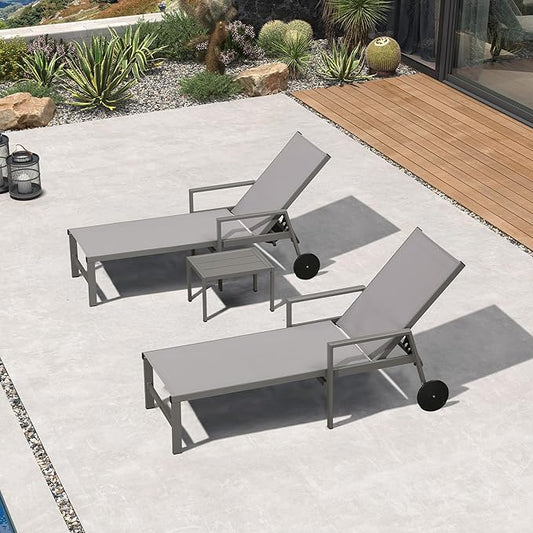 PURPLE LEAF Outdoor Chaise Lounge Set for 2 Aluminum Patio Chaise Lounger Chairs with Armrest and Wheels Adjustable Pool Chaise Lounge Chair for Beach Yard Poolside Table Included, Light Grey