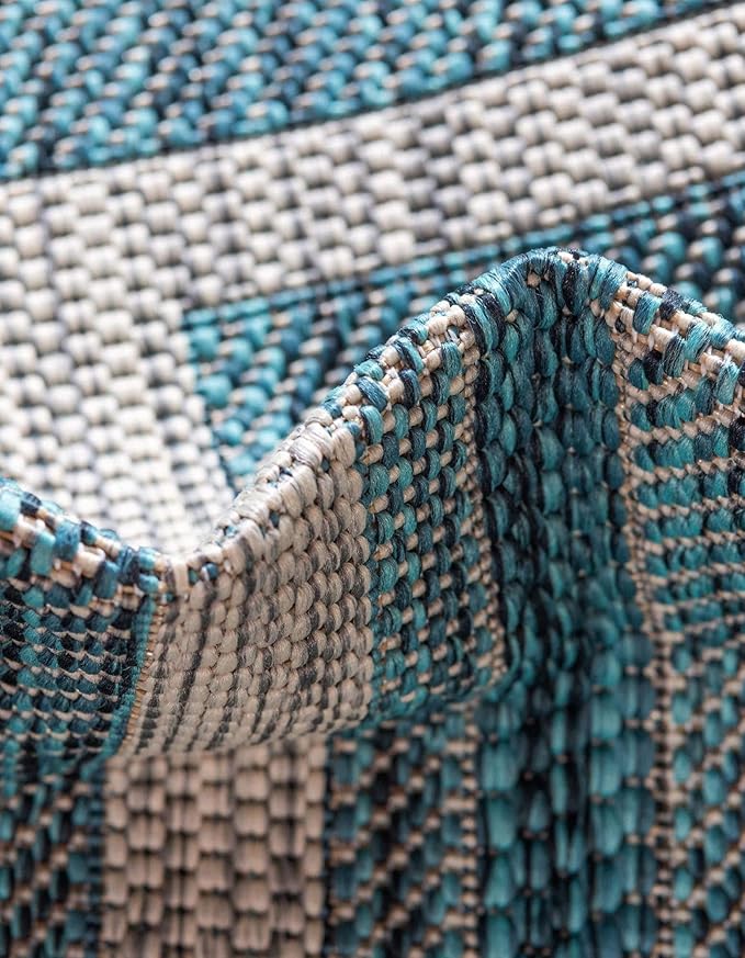 Unique Loom Outdoor Border Collection Area Rug - Soft Border (7' 10" Square, Teal/ Ivory)