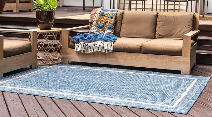 Unique Loom Outdoor Border Collection Area Rug - Soft Border (10' x 14' 1" Rectangle, Blue/ Ivory)