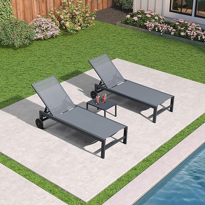 PURPLE LEAF Chaise Lounge Chair with Wheels for Outside 4 Pieces Aluminum Outdoor Lounge Chairs with 5 Adjustable Position Recliner for Patio Beach Yard Pool Side Table Included Grey