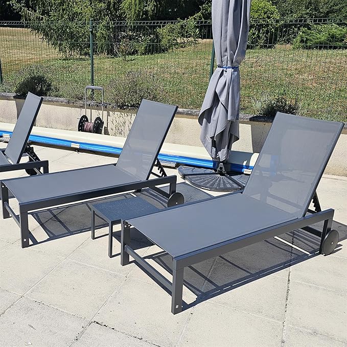 PURPLE LEAF Outdoor Chaise Lounge with Wheels for Outside 2 Pieces Aluminum Patio Lounge Chair with 5 Adjustable Position for Outdoor, Beach, Yard, Pool, Side Table Included, Grey