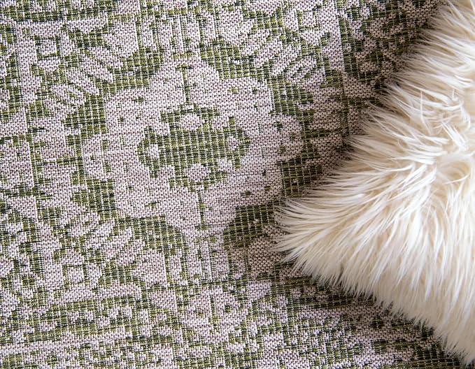 Unique Loom Outdoor Traditional Collection Area Rug - Timeworn (8' x 11' 4" Rectangle, Green/ Gray)