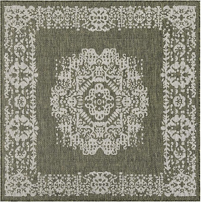 Unique Loom Outdoor Traditional Collection Area Rug - Timeworn (6' 1" Square Green/Ivory)